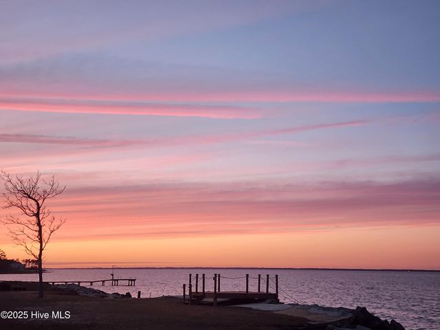 197 Pamlico Parkway, Beaufort, NC 28516