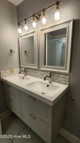 197 Pamlico Parkway, Beaufort, NC 28516