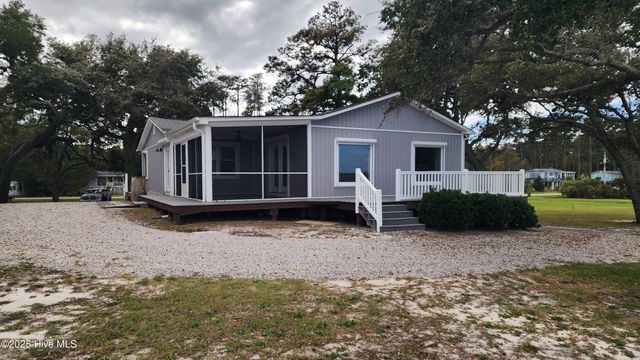 197 Pamlico Parkway, Beaufort, NC 28516