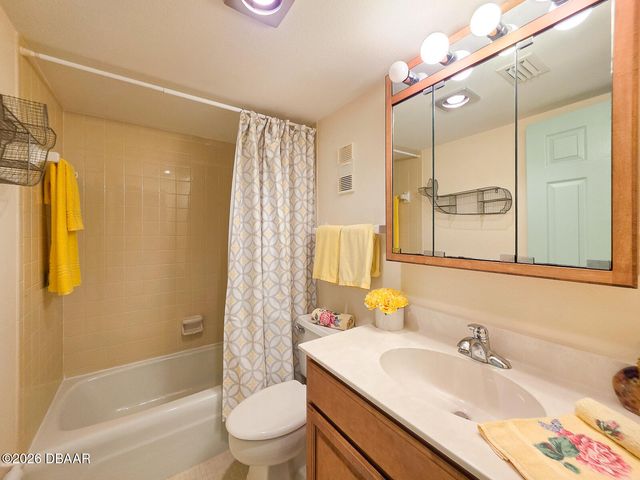 3606 S Peninsula Dr Apt 208, Port Orange, FL 32127