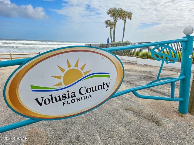 3606 S Peninsula Dr Apt 208, Port Orange, FL 32127