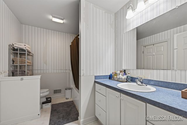 7422 Whistlevale Drive, Byron Center, MI 49315