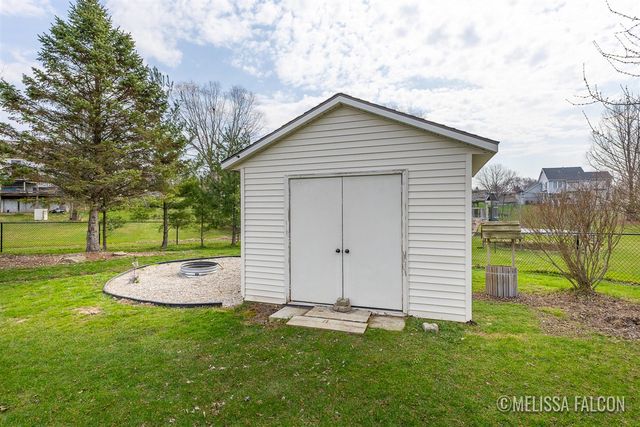 7422 Whistlevale Drive, Byron Center, MI 49315