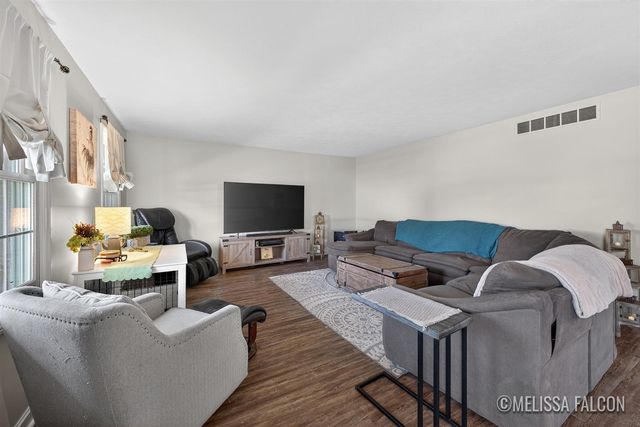 7422 Whistlevale Drive, Byron Center, MI 49315