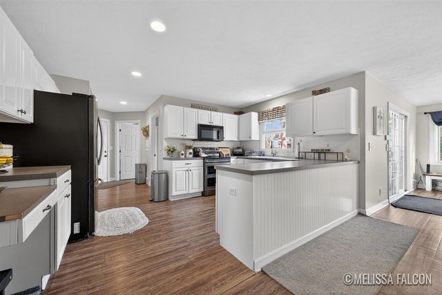 7422 Whistlevale Drive, Byron Center, MI 49315