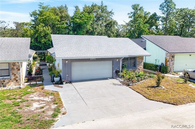 16 Golfview Court, Homosassa, FL 34446