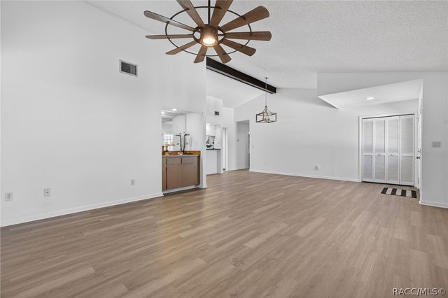 16 Golfview Court, Homosassa, FL 34446