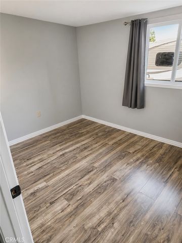 18348 W Avenue D 28, Lancaster, CA 93536