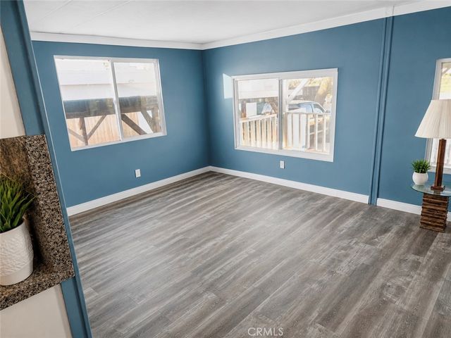 18348 W Avenue D 28, Lancaster, CA 93536