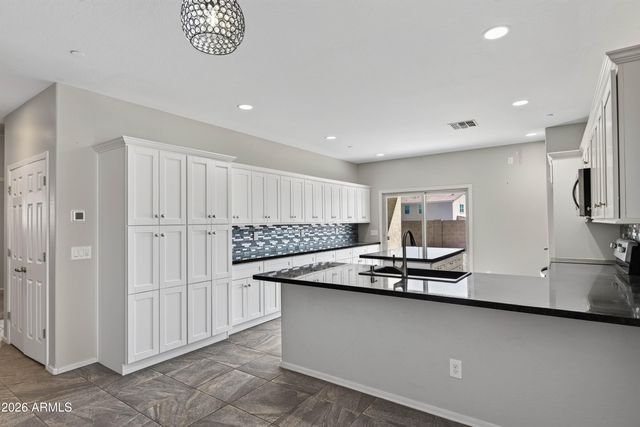 21427 W MONTE VISTA Road, Buckeye, AZ 85396