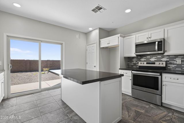 21427 W MONTE VISTA Road, Buckeye, AZ 85396