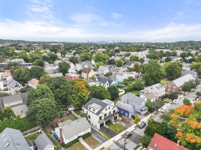34 West St 34, Newton, MA 02458