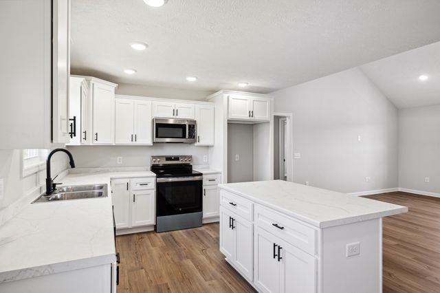 1517 Ellie Claire Way, Lewisburg, TN 37091