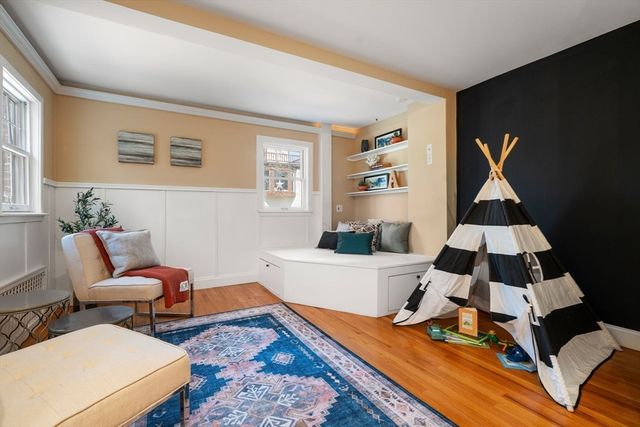 29 Gammons, Newton, MA 02468