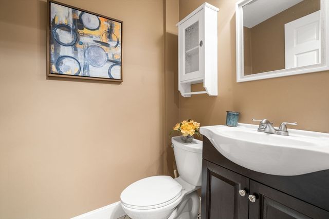 29 Gammons, Newton, MA 02468