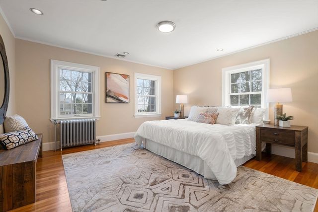 29 Gammons, Newton, MA 02468