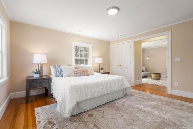 29 Gammons, Newton, MA 02468