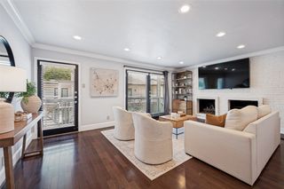 5930 Sandhurst Lane 218, Dallas, TX 75206