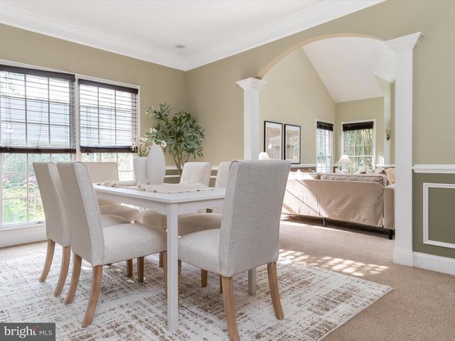 1728 PEARTREE LN, Crofton, MD 21114