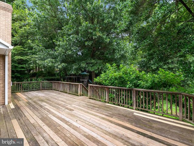 1728 PEARTREE LN, Crofton, MD 21114