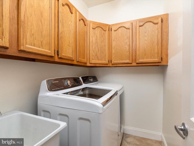 1728 PEARTREE LN, Crofton, MD 21114