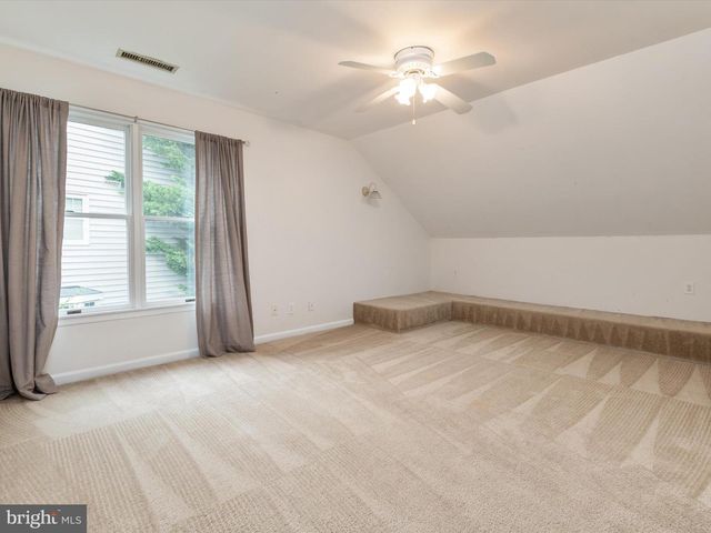 1728 PEARTREE LN, Crofton, MD 21114