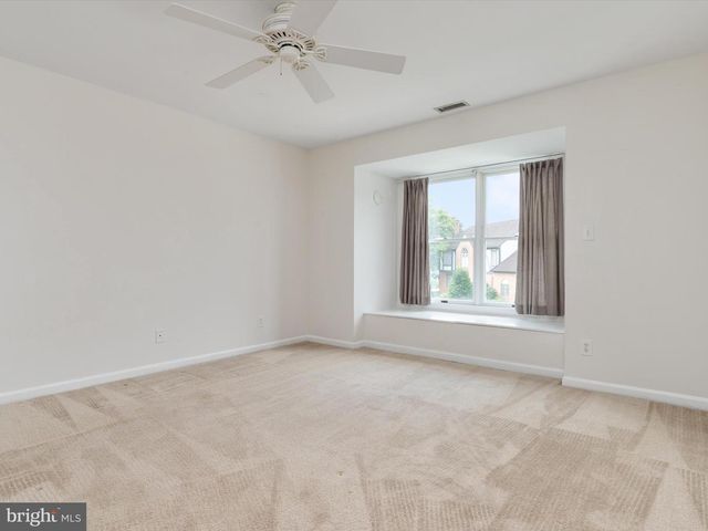 1728 PEARTREE LN, Crofton, MD 21114