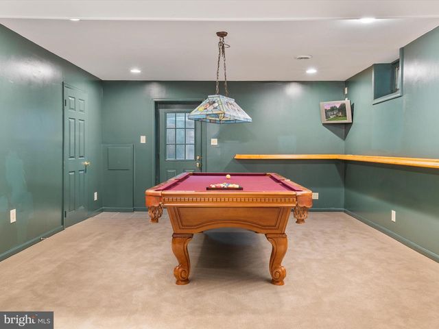 1728 PEARTREE LN, Crofton, MD 21114