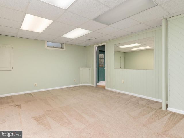 1728 PEARTREE LN, Crofton, MD 21114