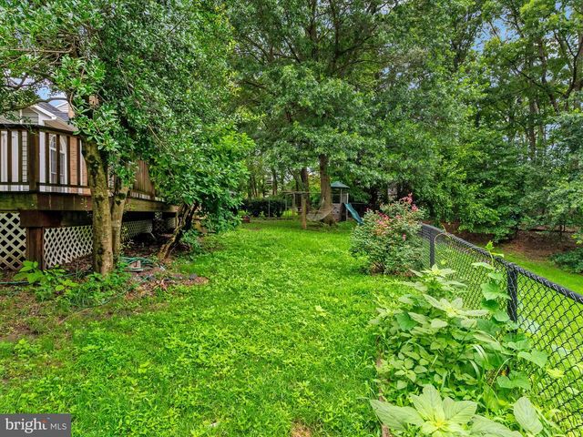 1728 PEARTREE LN, Crofton, MD 21114
