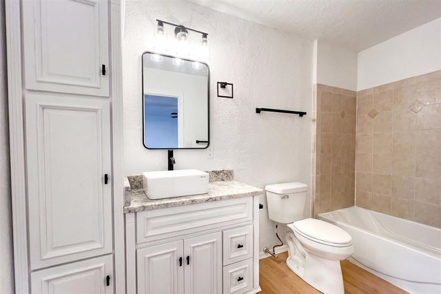 6701 SW Chaucer Drive, Lawton, OK 73505