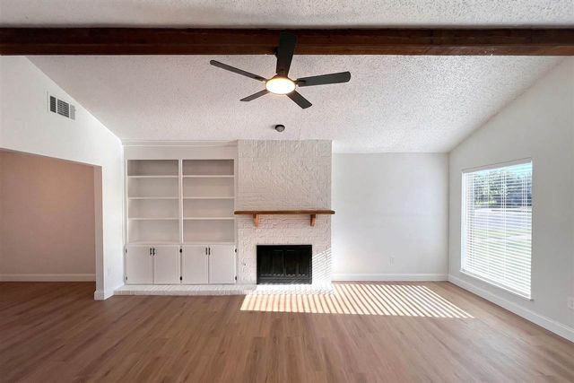 6701 SW Chaucer Drive, Lawton, OK 73505