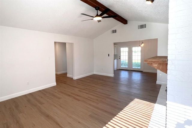 6701 SW Chaucer Drive, Lawton, OK 73505