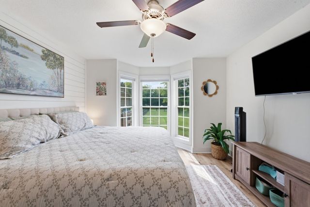2350 Knob Creek Rd, Columbia, TN 38401