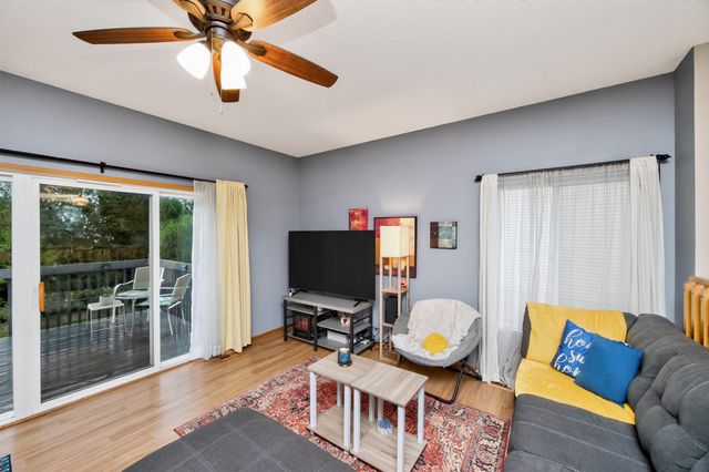 12201 Horton Avenue, Urbandale, IA 50323