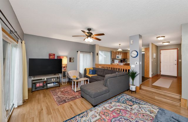 12201 Horton Avenue, Urbandale, IA 50323