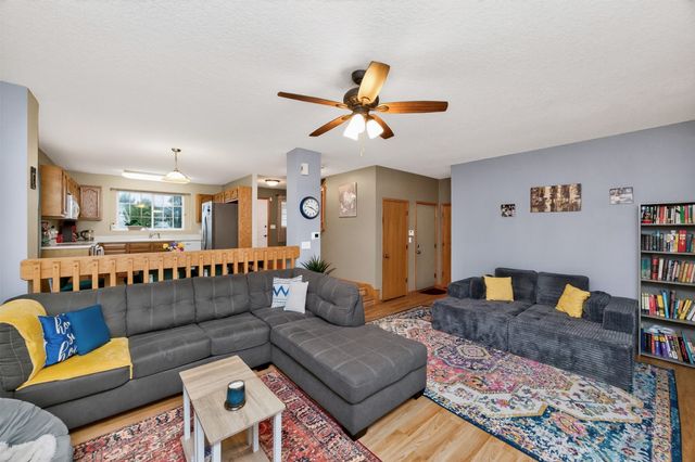 12201 Horton Avenue, Urbandale, IA 50323