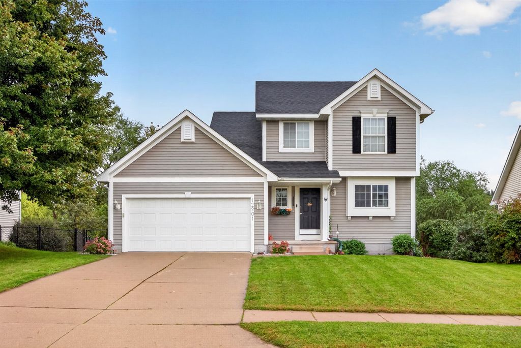 12201 Horton Avenue, Urbandale, IA 50323