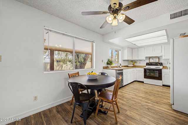 1332 W LAGUNA AZUL Avenue, Mesa, AZ 85202