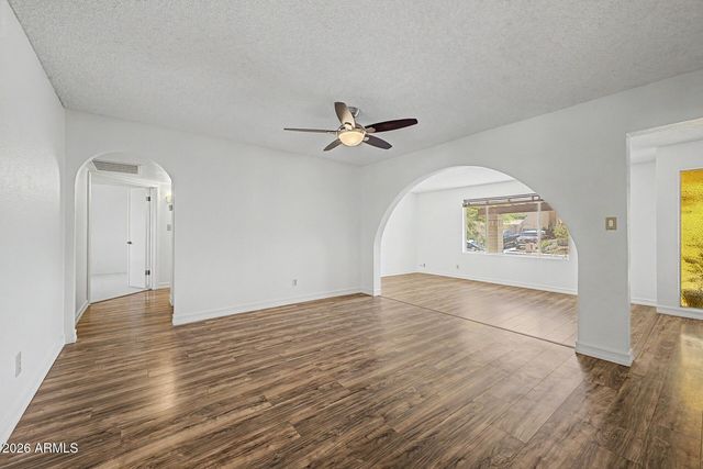 1332 W LAGUNA AZUL Avenue, Mesa, AZ 85202
