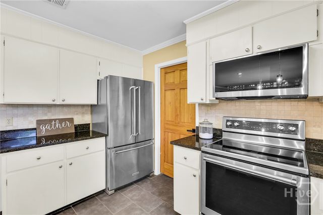 710 Leaning Oaks Drive, Savannah, GA 31410