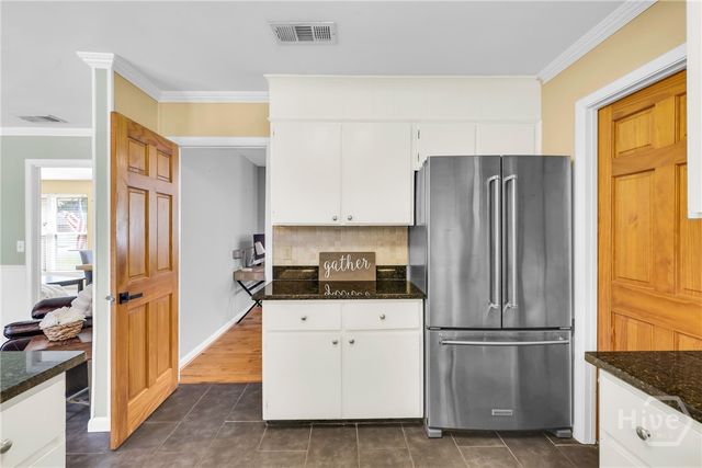 710 Leaning Oaks Drive, Savannah, GA 31410