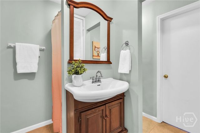 710 Leaning Oaks Drive, Savannah, GA 31410