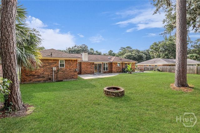 710 Leaning Oaks Drive, Savannah, GA 31410