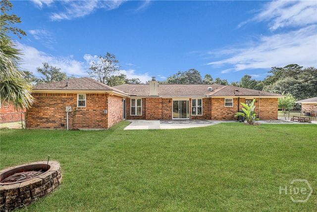 710 Leaning Oaks Drive, Savannah, GA 31410