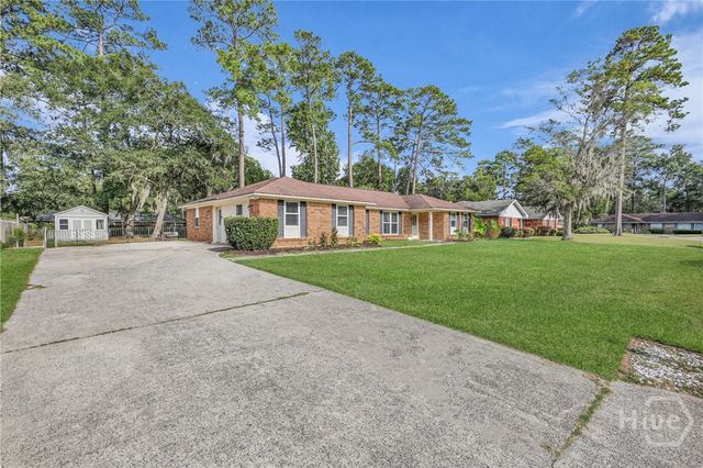 710 Leaning Oaks Drive, Savannah, GA 31410