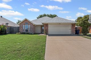 3509 Tommy Hays Drive, Haltom City, TX 76117