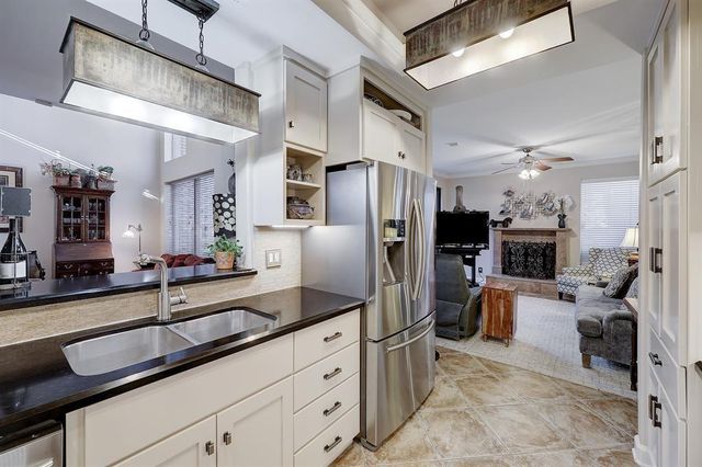1315 Chardonnay Drive 3, Houston, TX 77077