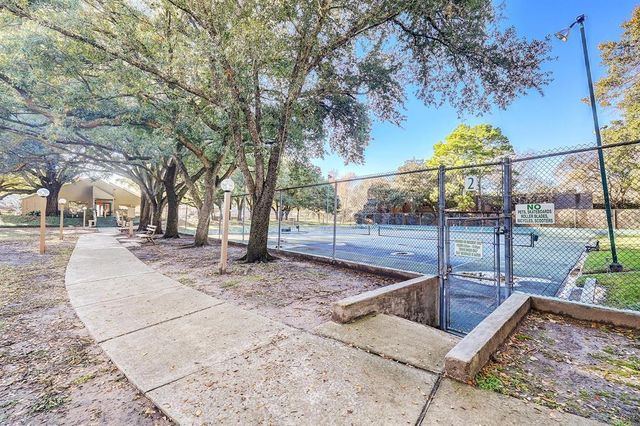 1315 Chardonnay Drive 3, Houston, TX 77077