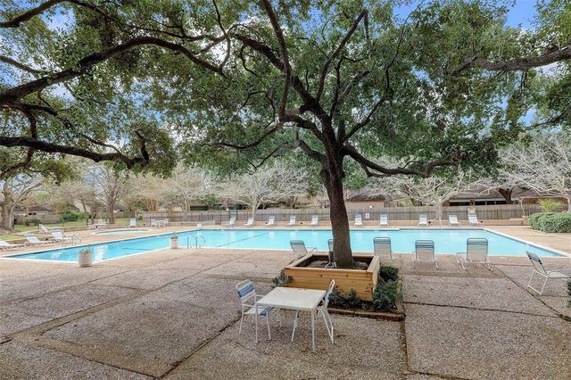 1315 Chardonnay Drive 3, Houston, TX 77077